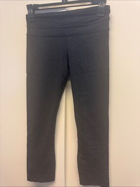 lululemon athletica Black Capris with Subtle Texture